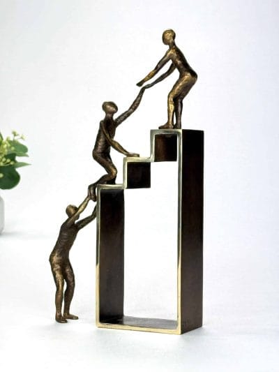 Samarbejde-af-Palle-Mernild-bronzeskulptur